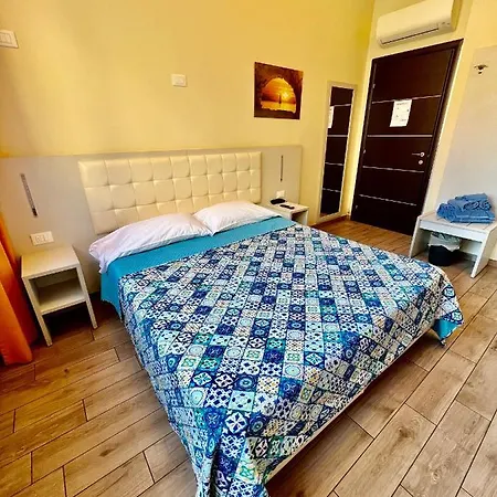 Casa Zeffirino 3* سانريمو