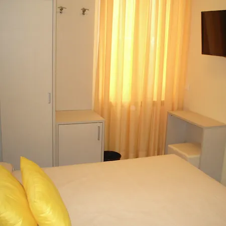 Casa Zeffirino Гостевой дом