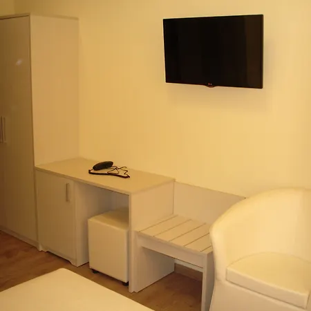 بيت ضيافة Casa Zeffirino 3*
