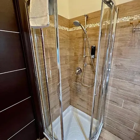 Guest house Casa Zeffirino 2*