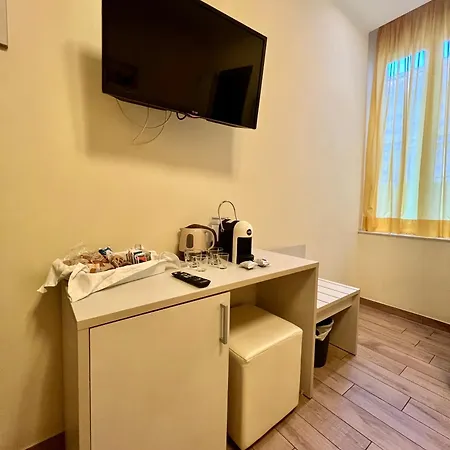 Guest house Casa Zeffirino 2*