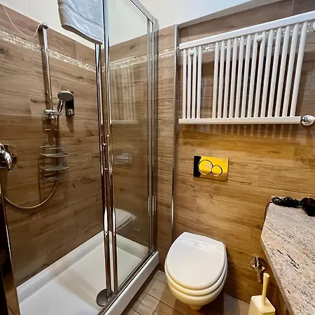 Casa Zeffirino Guest house Sanremo
