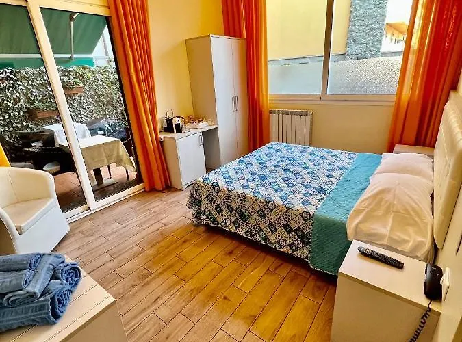 Gæstehus Casa Zeffirino Sanremo